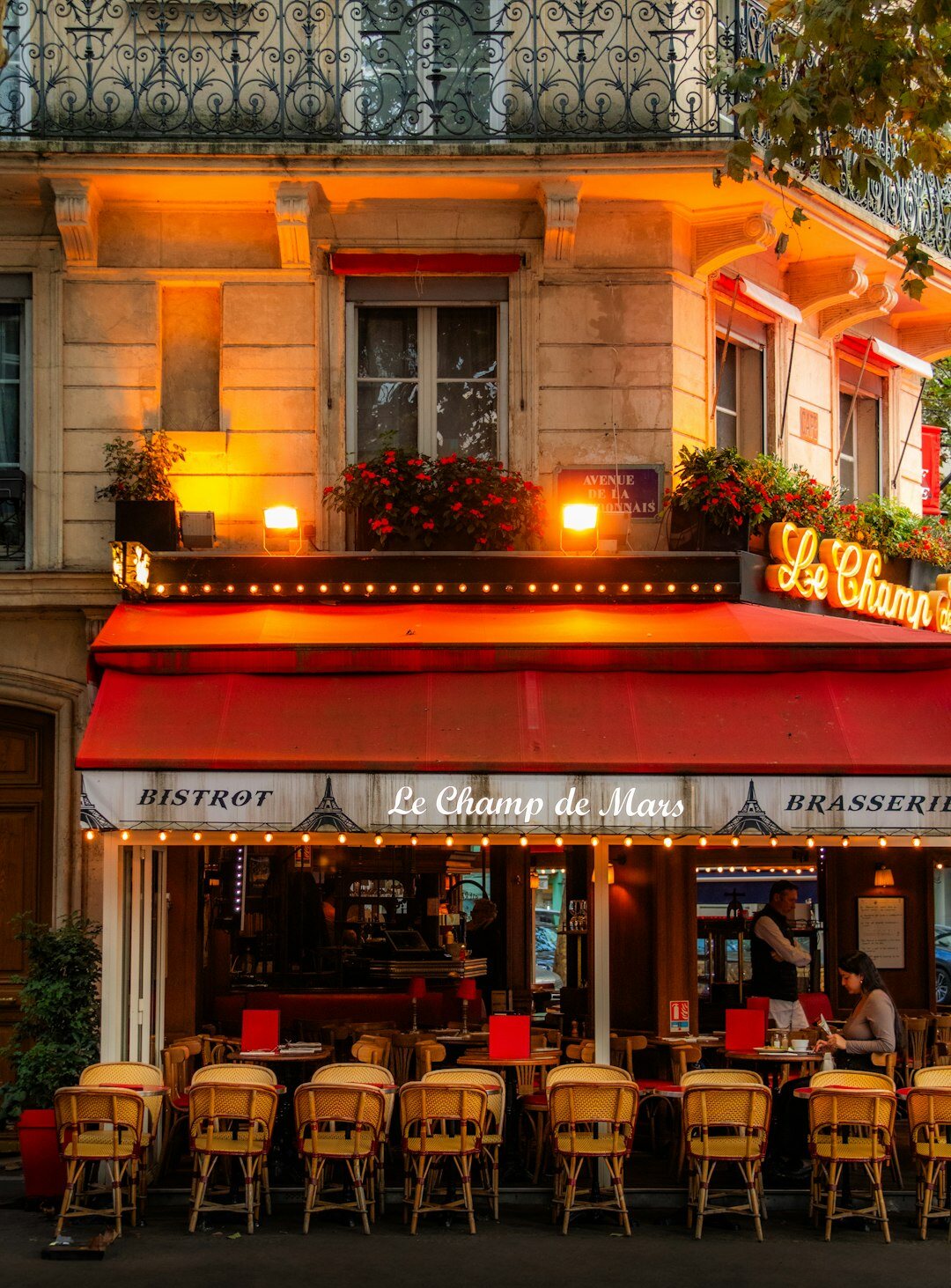 french tv studio